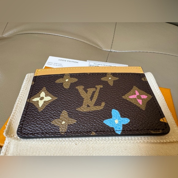 Sold ❌Louis Vuitton Monogram Craggy card holder - Picture 6 of 6